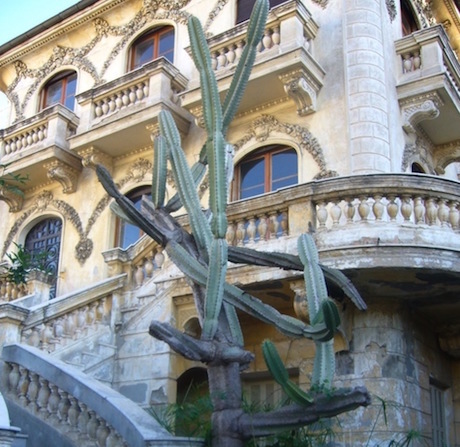 Eve Pietruschi à la Maison abandonnée