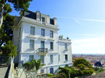 La Villa Le Mirage : l’élégance discrète de la Belle Époque à Carabacel